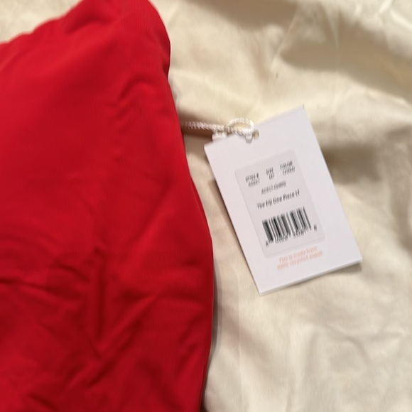 Andie Fuji one piece - Picture 2 of 2